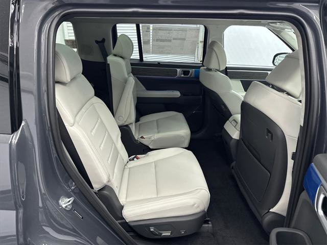 New 2026 Hyundai Santa Fe Calligraphy image 17