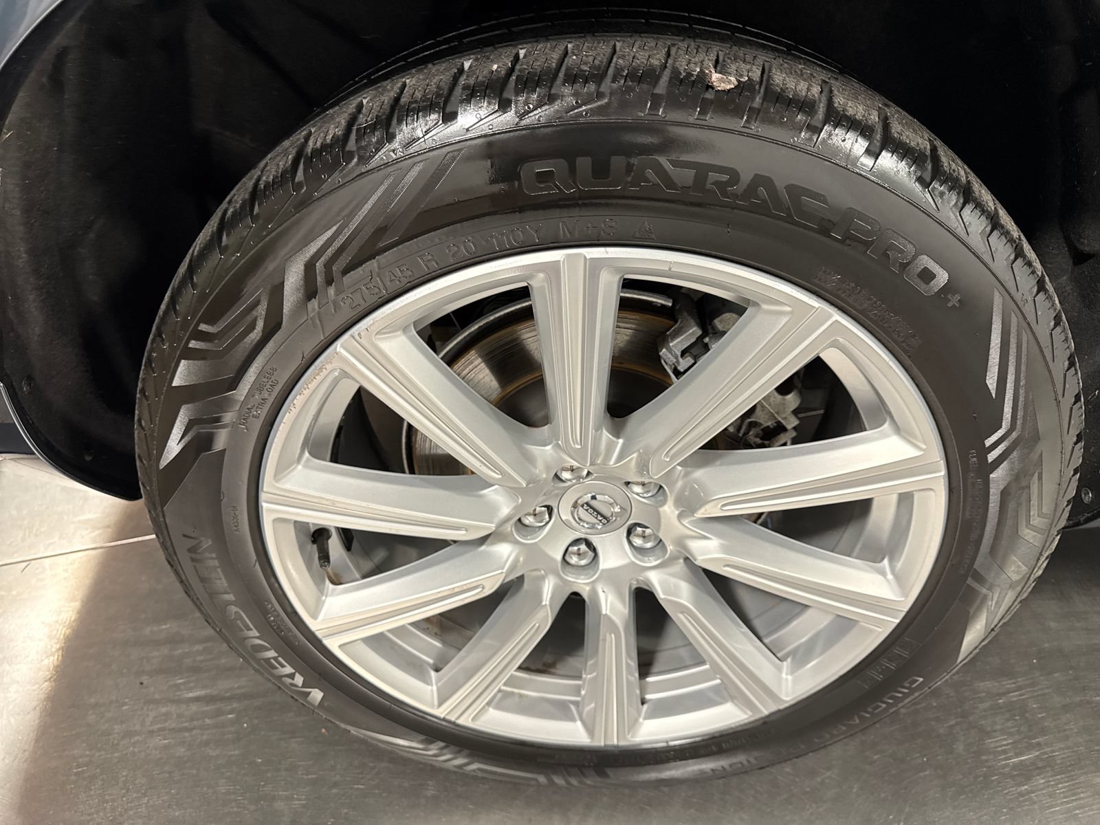 Used 2019 Volvo XC90 T8 Inscription w/ Advanced Package AWD/4WD image 13