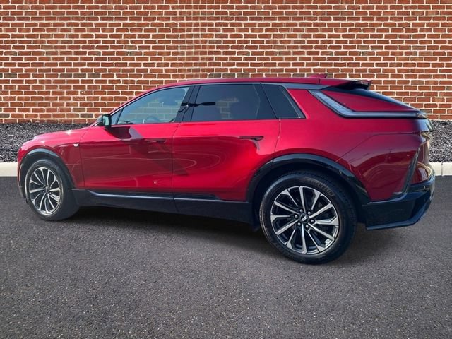 Certified 2024 Cadillac Lyriq Sport AWD/4WD image 3