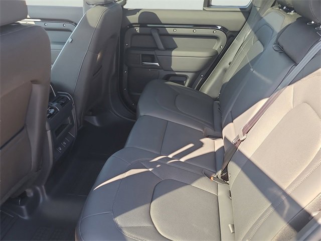 Used 2025 Land Rover Defender 110 S image 13