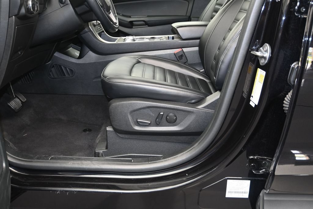 Used 2024 Ford Edge SEL AWD/4WD image 21