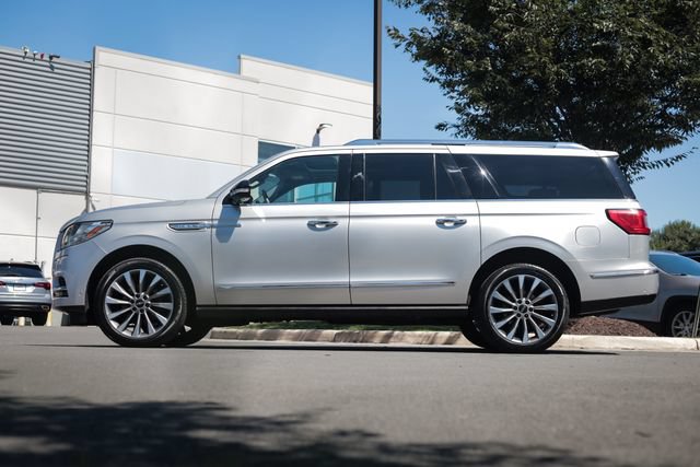 Used 2018 Lincoln Navigator L Select w/ Technology Package AWD/4WD image 15