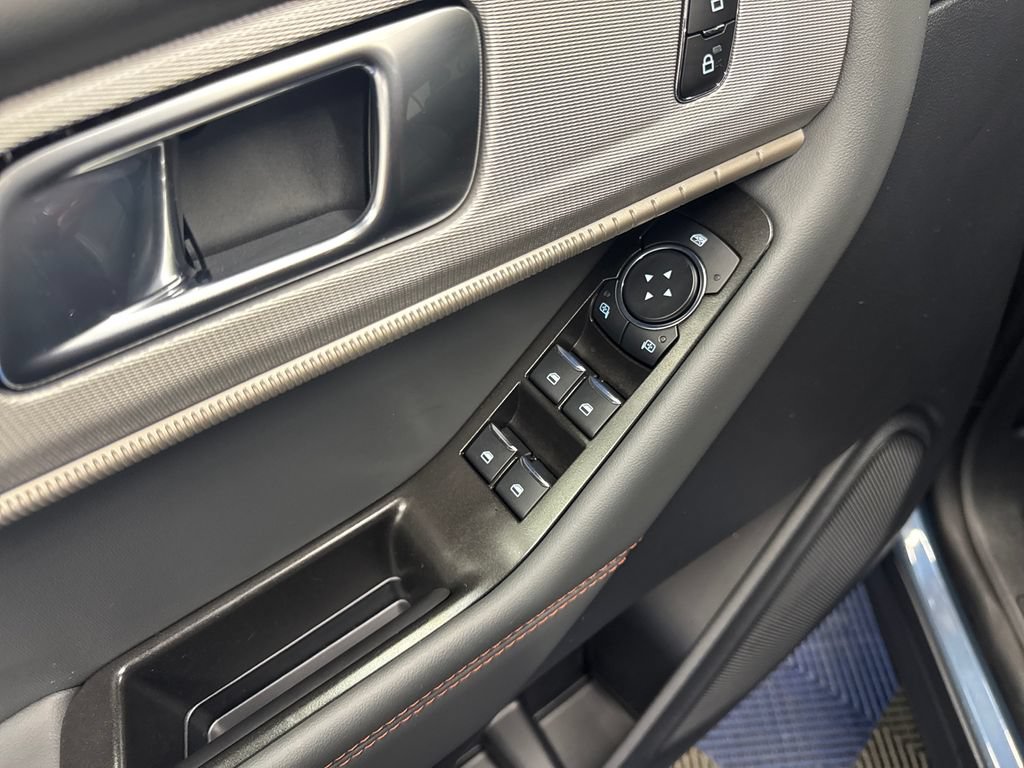 Certified 2026 Ford Explorer Active w/ Active Comfort Package RWD image 12