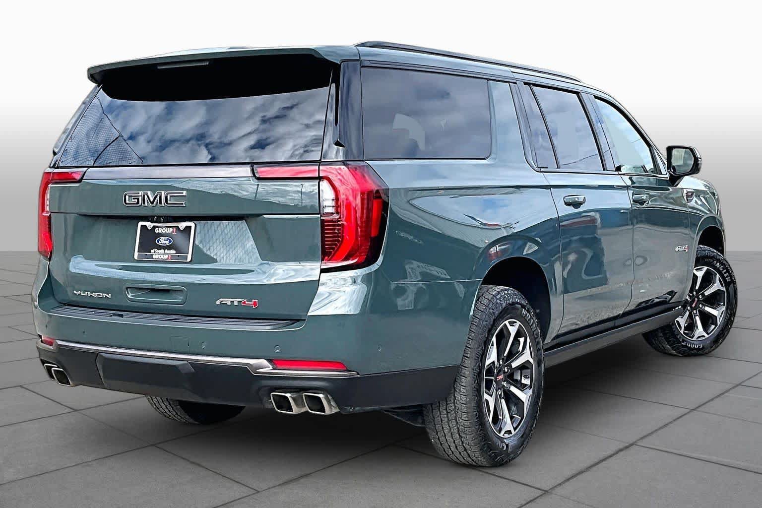 Used 2026 GMC Yukon XL AT4 Ultimate w/ LPO, Floor Liner Package AWD/4WD image 15