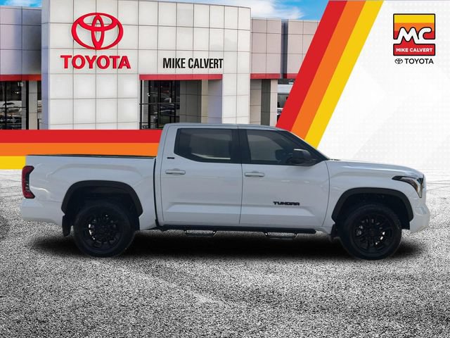 Used 2025 Toyota Tundra SR5 w/ SR5 Premium Package AWD/4WD image 6
