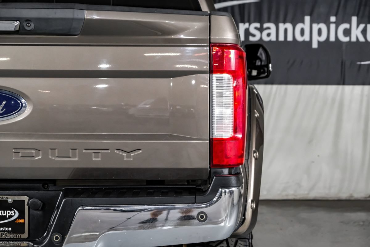 Used 2019 Ford F250 Lariat w/ Lariat Value Package AWD/4WD image 42