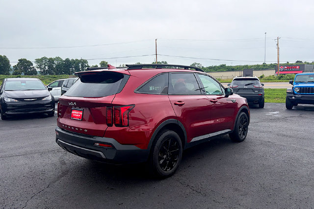 Used 2022 Kia Sorento S w/ Panoramic Sunroof Package AWD/4WD image 30
