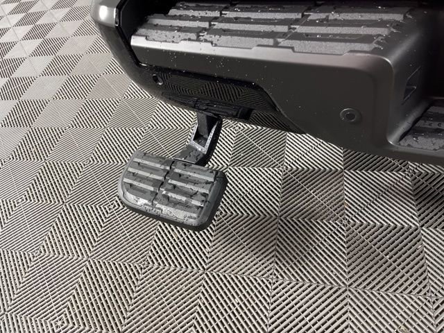 New 2026 Nissan Frontier SV w/ All-Weather Content Package image 50