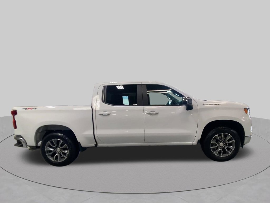 Certified 2024 Chevrolet Silverado 1500 LT AWD/4WD image 2
