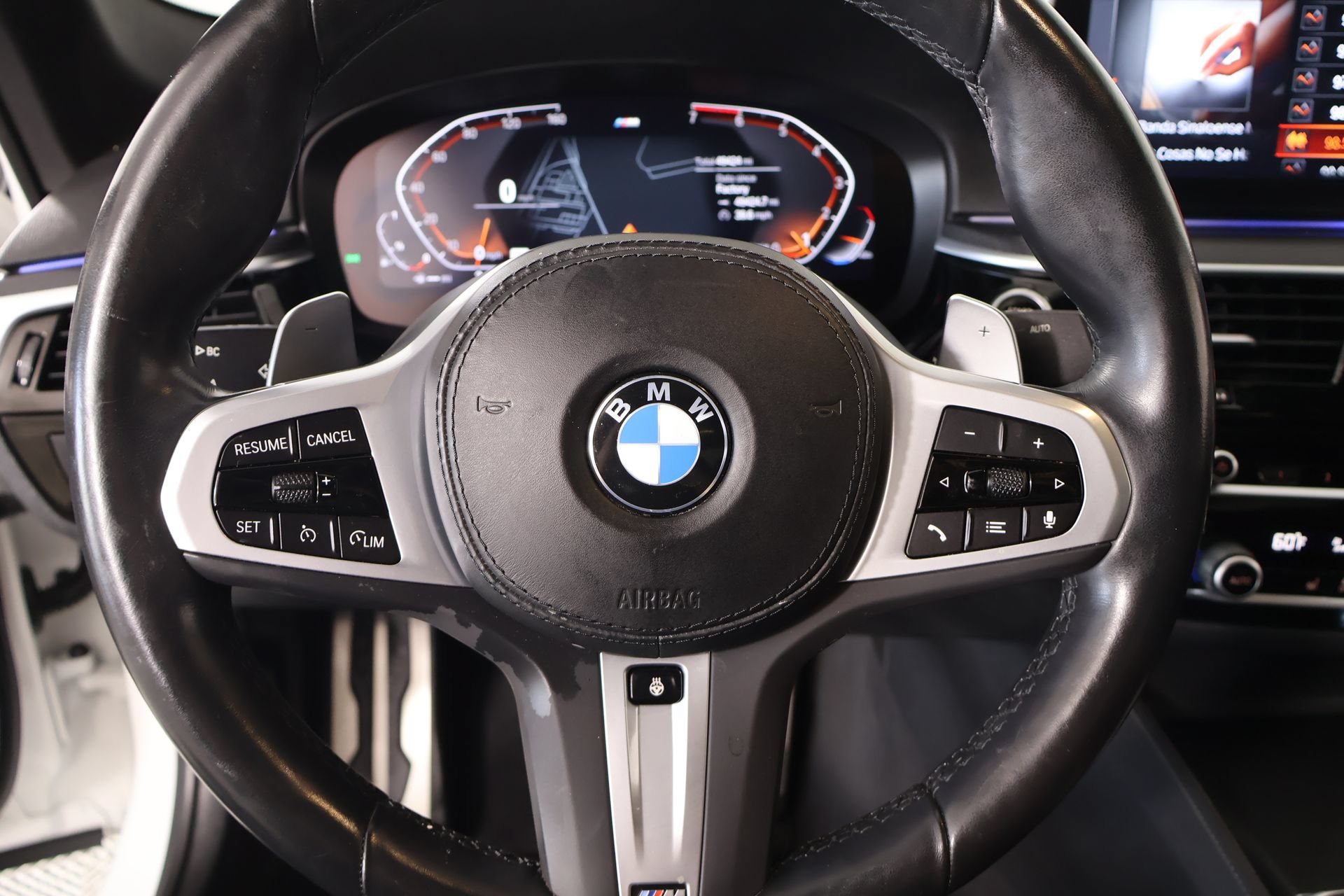Used 2023 BMW 530i xDrive w/ M Sport Package AWD/4WD image 3