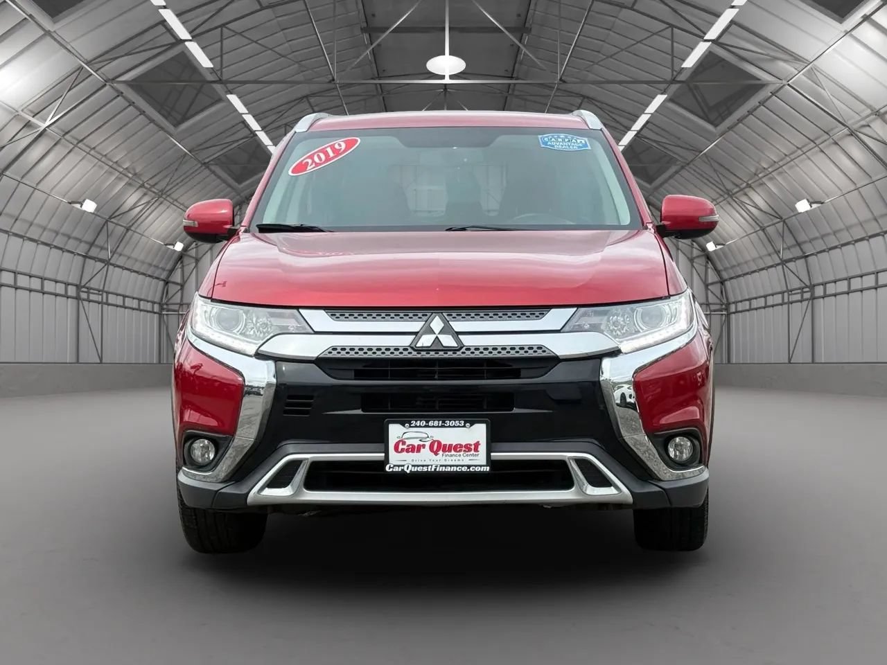 Used 2019 Mitsubishi Outlander SEL AWD/4WD image 2