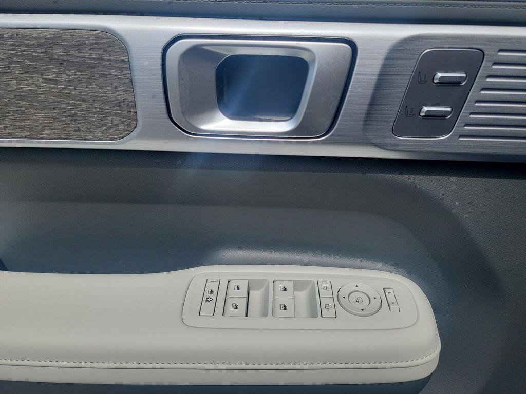New 2026 Hyundai Santa Fe Calligraphy AWD/4WD image 18