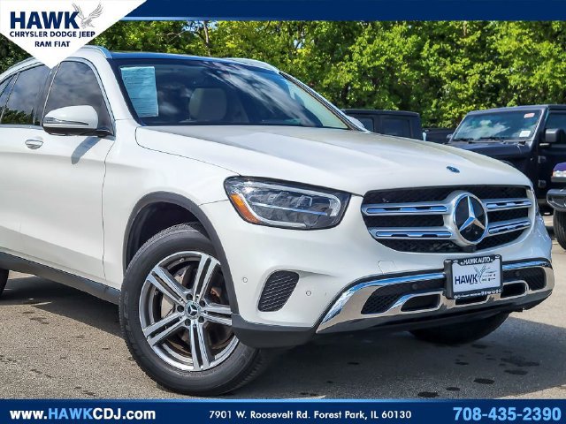 Used 2021 Mercedes-Benz GLC 300 4MATIC w/ Premium Package image 2
