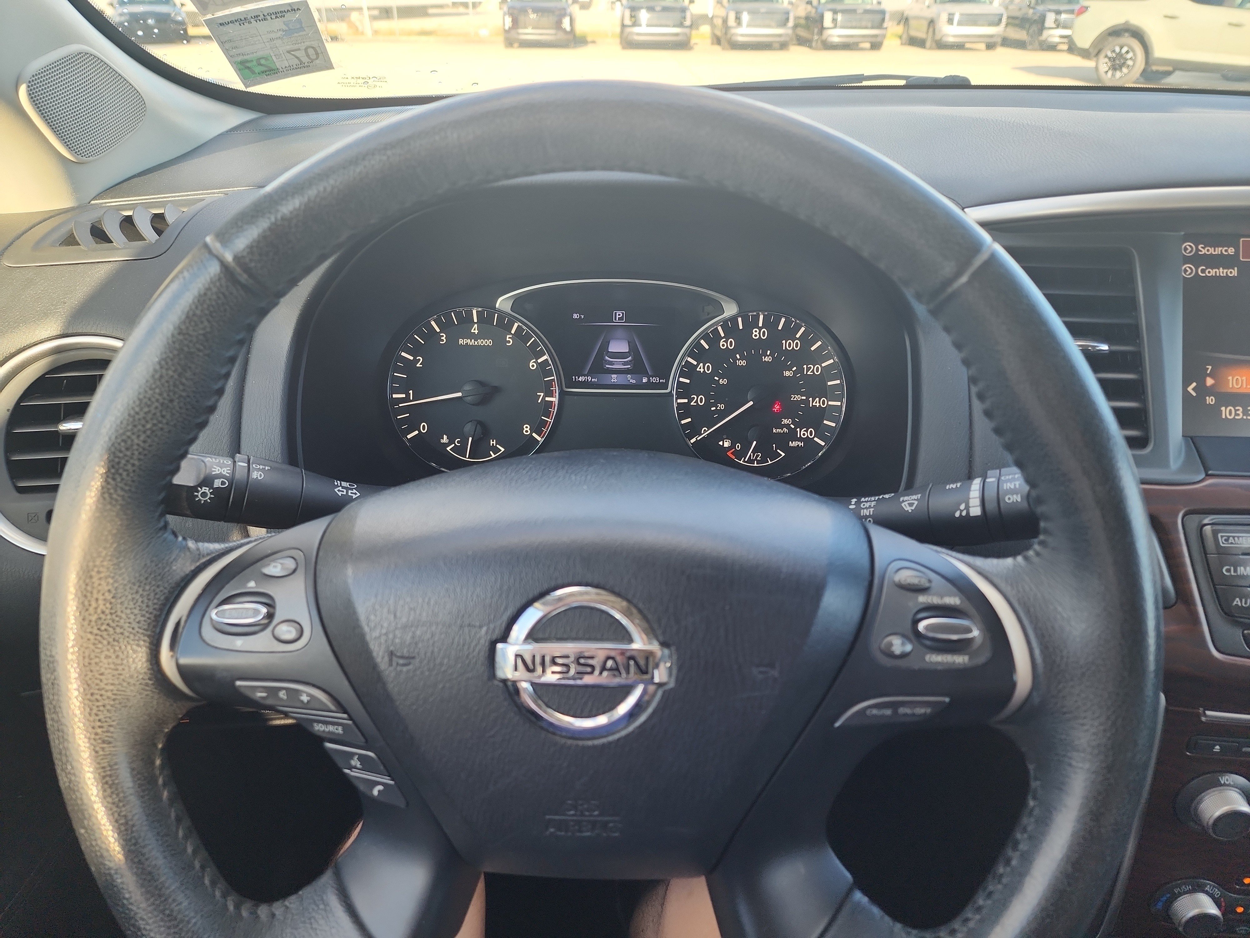 Used 2017 Nissan Pathfinder Platinum w/ Family Entertainment Package FWD image 21