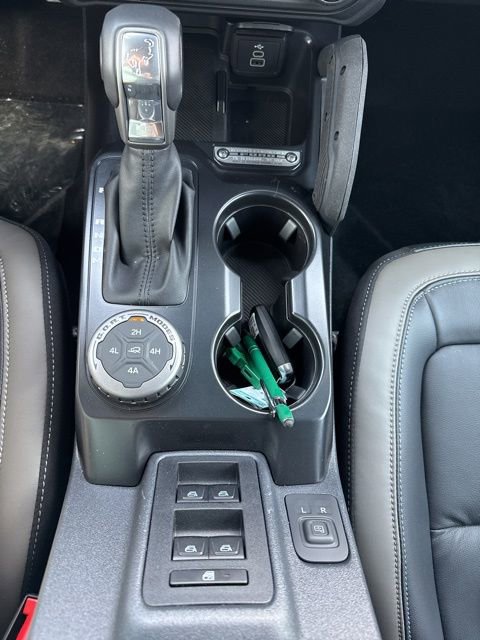 New 2026 Ford Bronco Outer Banks w/ Sasquatch Package image 38