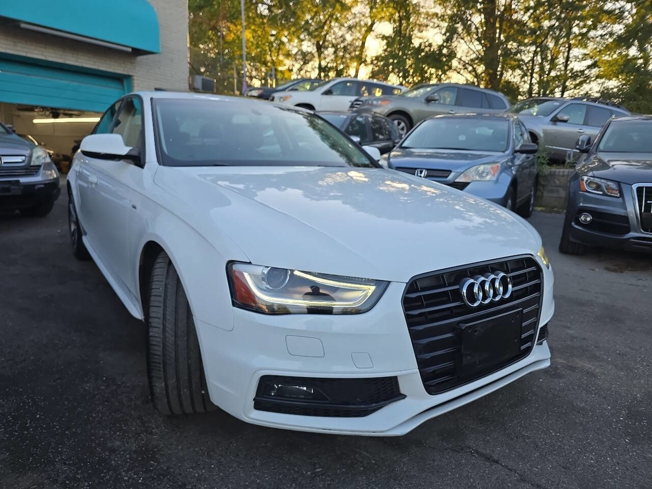 Used 2016 Audi A4 2.0T Premium image 5
