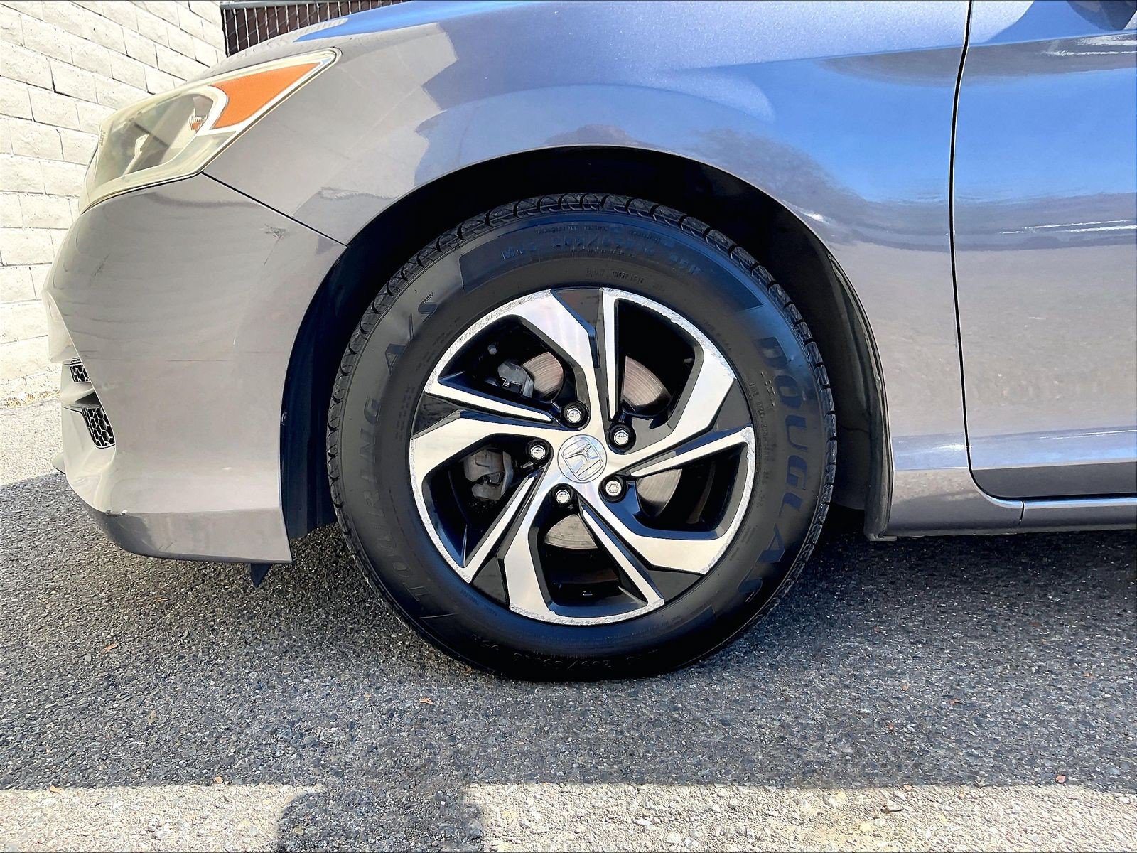 Used 2016 Honda Accord LX image 8