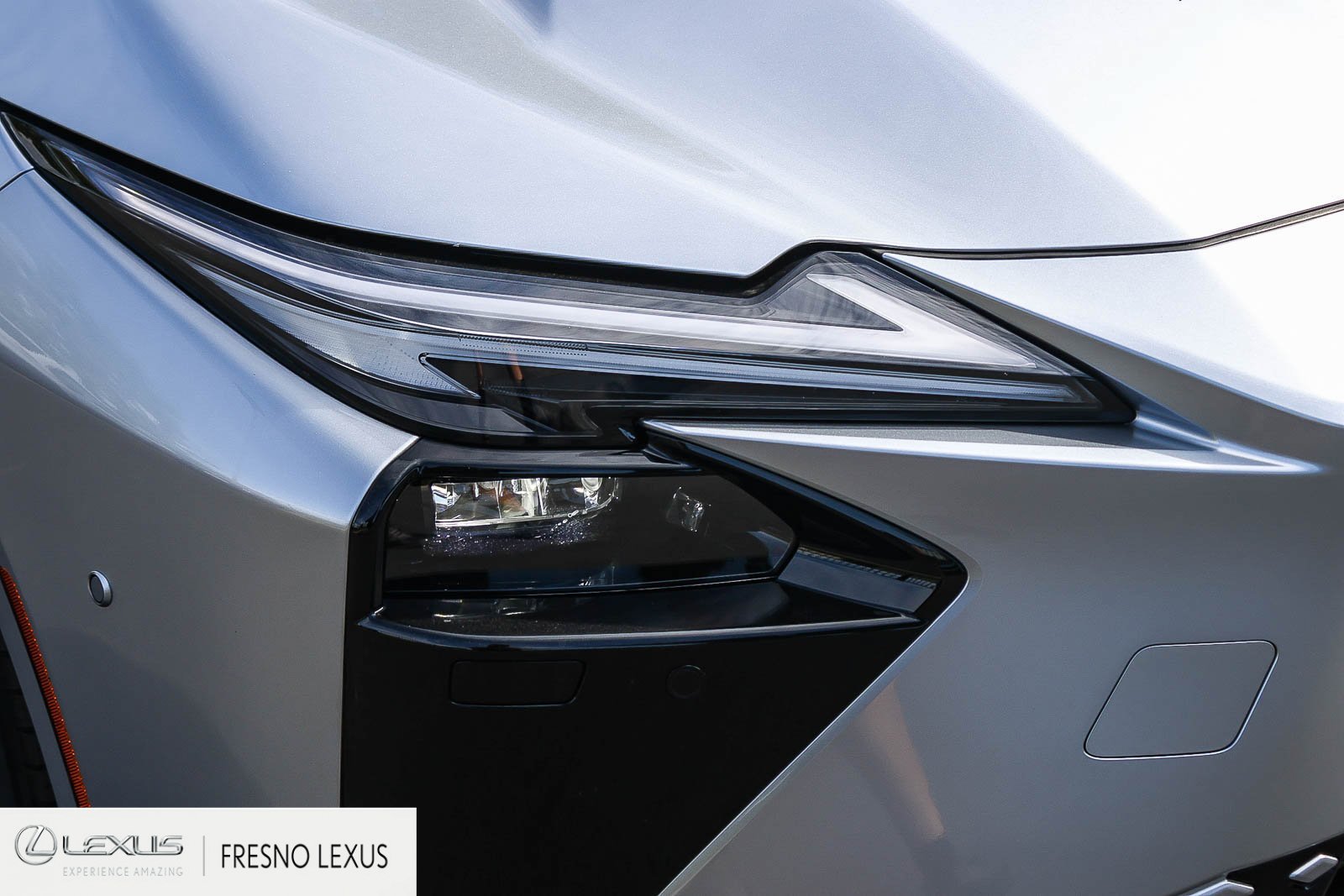 New 2026 Lexus ES 350e w/ Accessory Package (K3) FWD image 10