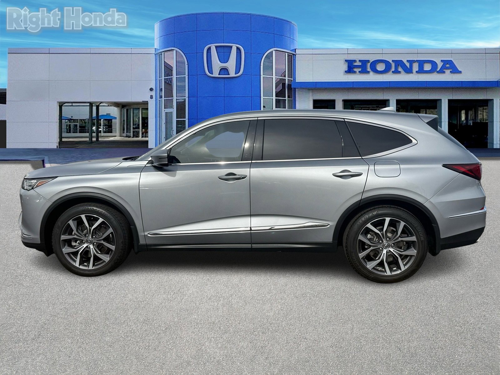 Used 2024 Acura MDX Technology image 3