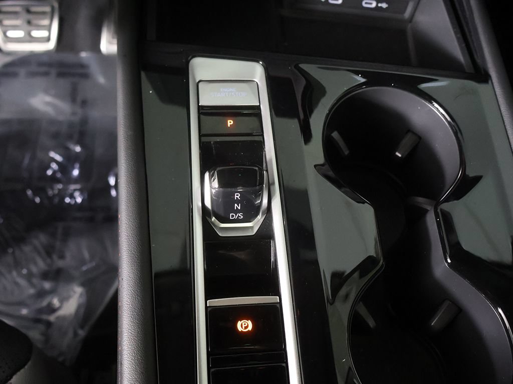 Used 2024 Volkswagen Atlas Peak Edition SE AWD/4WD image 48