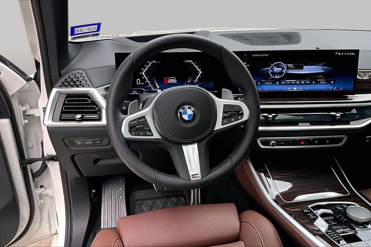 Used 2026 BMW X5 sDrive40i w/ M Sport Package RWD image 16