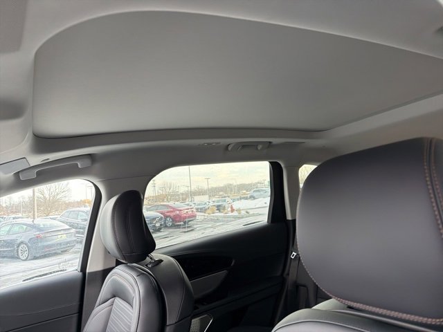 New 2026 Lincoln Nautilus Reserve image 12