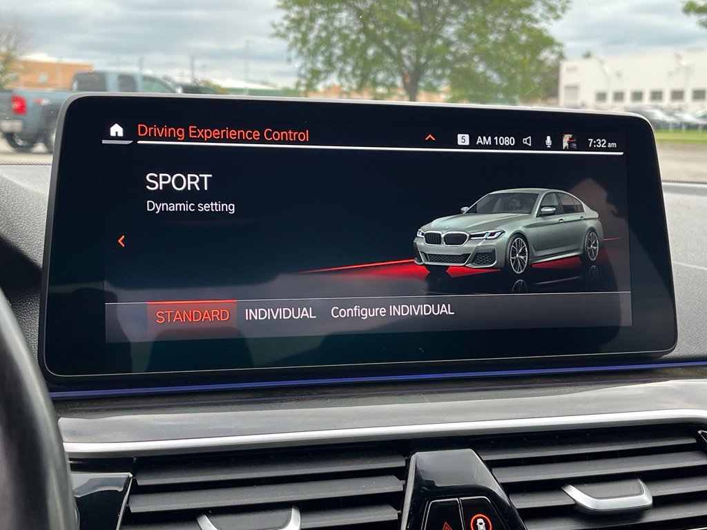 Used 2023 BMW 530i xDrive w/ M Sport Package AWD/4WD image 38
