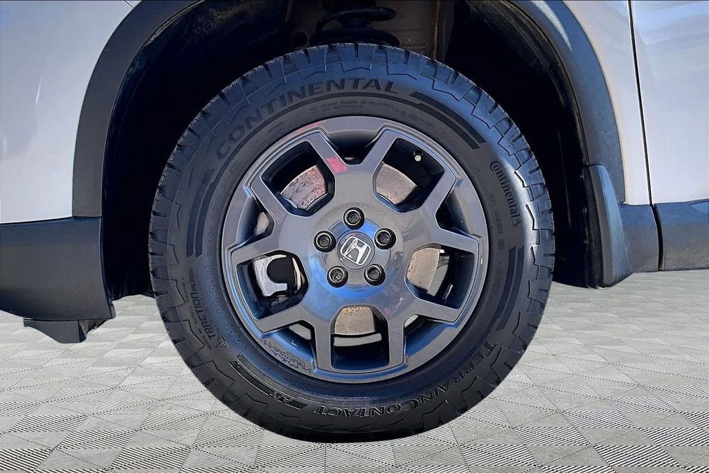 Certified 2025 Honda Pilot TrailSport image 23