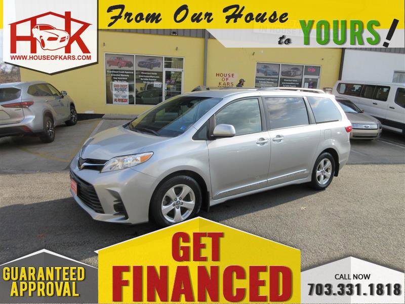 Used 2020 Toyota Sienna LE image 1