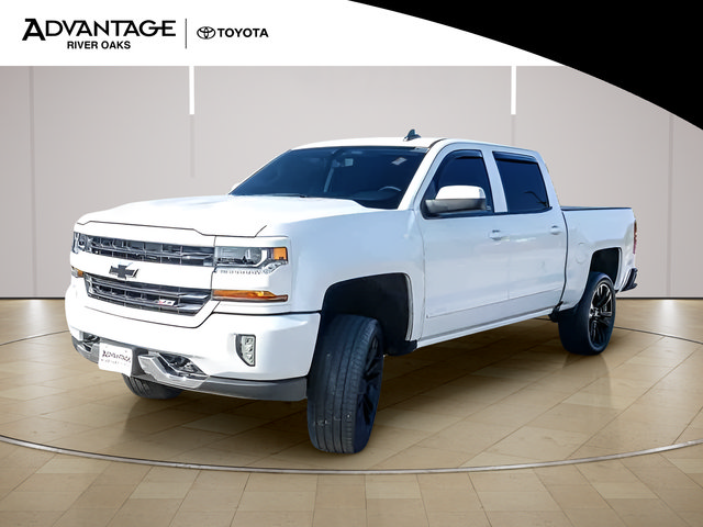 Used 2018 Chevrolet Silverado 1500 LT w/ All Star Edition AWD/4WD image 4