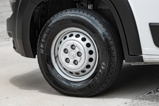 Used 2024 RAM ProMaster 2500 w/ Convenience Group FWD image 39