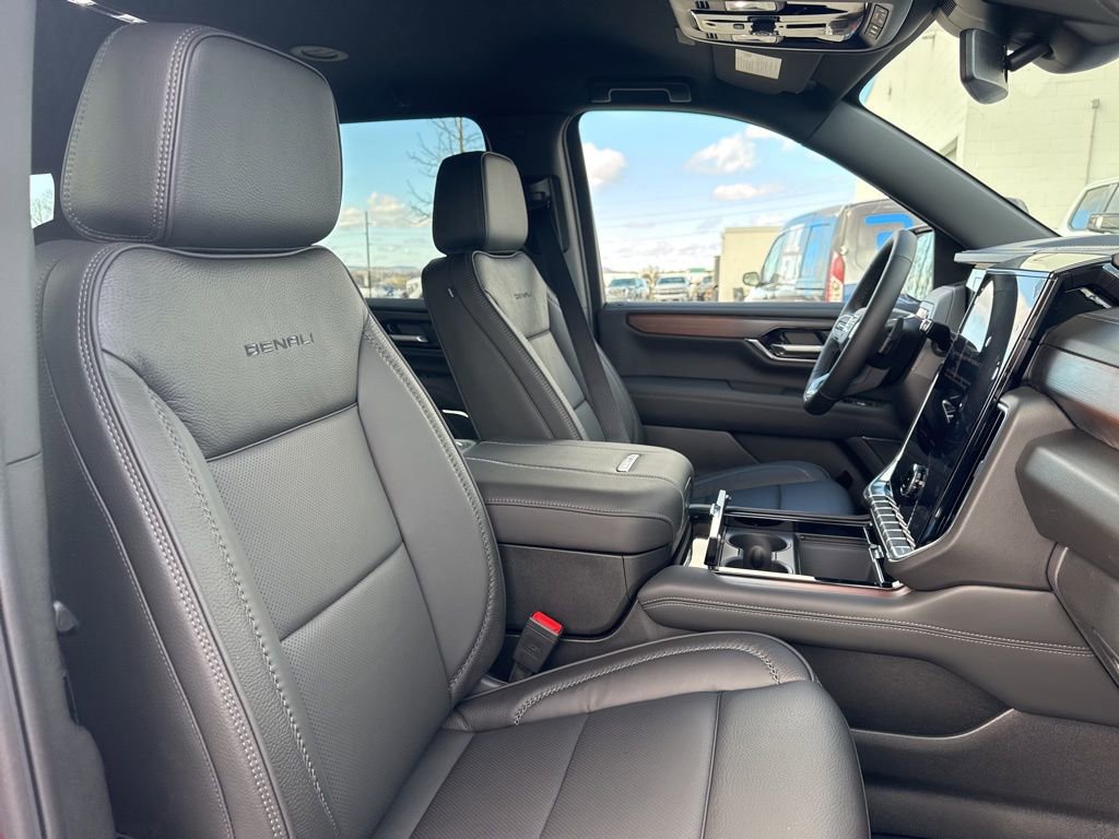New 2026 GMC Yukon XL Denali image 25