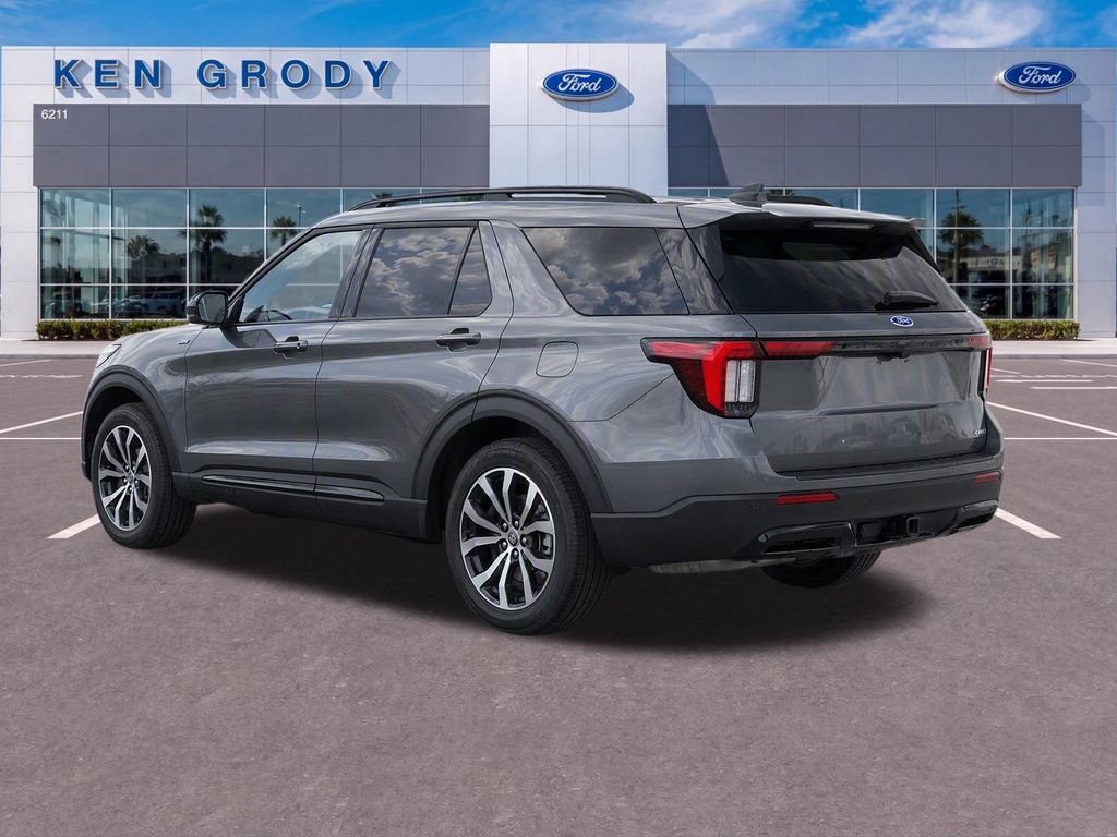 Used 2026 Ford Explorer ST-Line AWD/4WD image 6