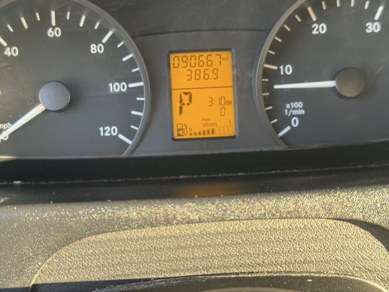 Used 2007 Dodge Sprinter 2500 w/ Cooling Group RWD image 14