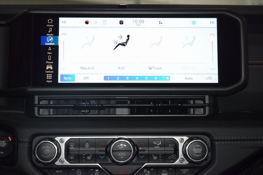 Used 2024 Jeep Wrangler Sahara w/ Technology Group image 33