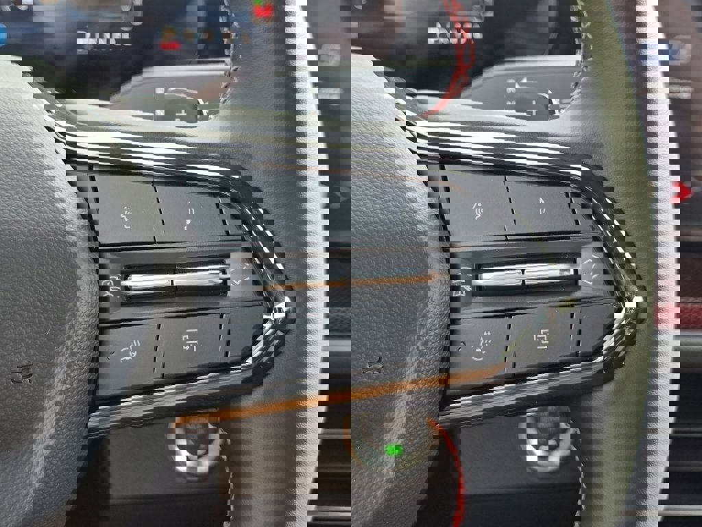 New 2026 Chevrolet Traverse RS w/ LPO, Floor Liner Package image 19