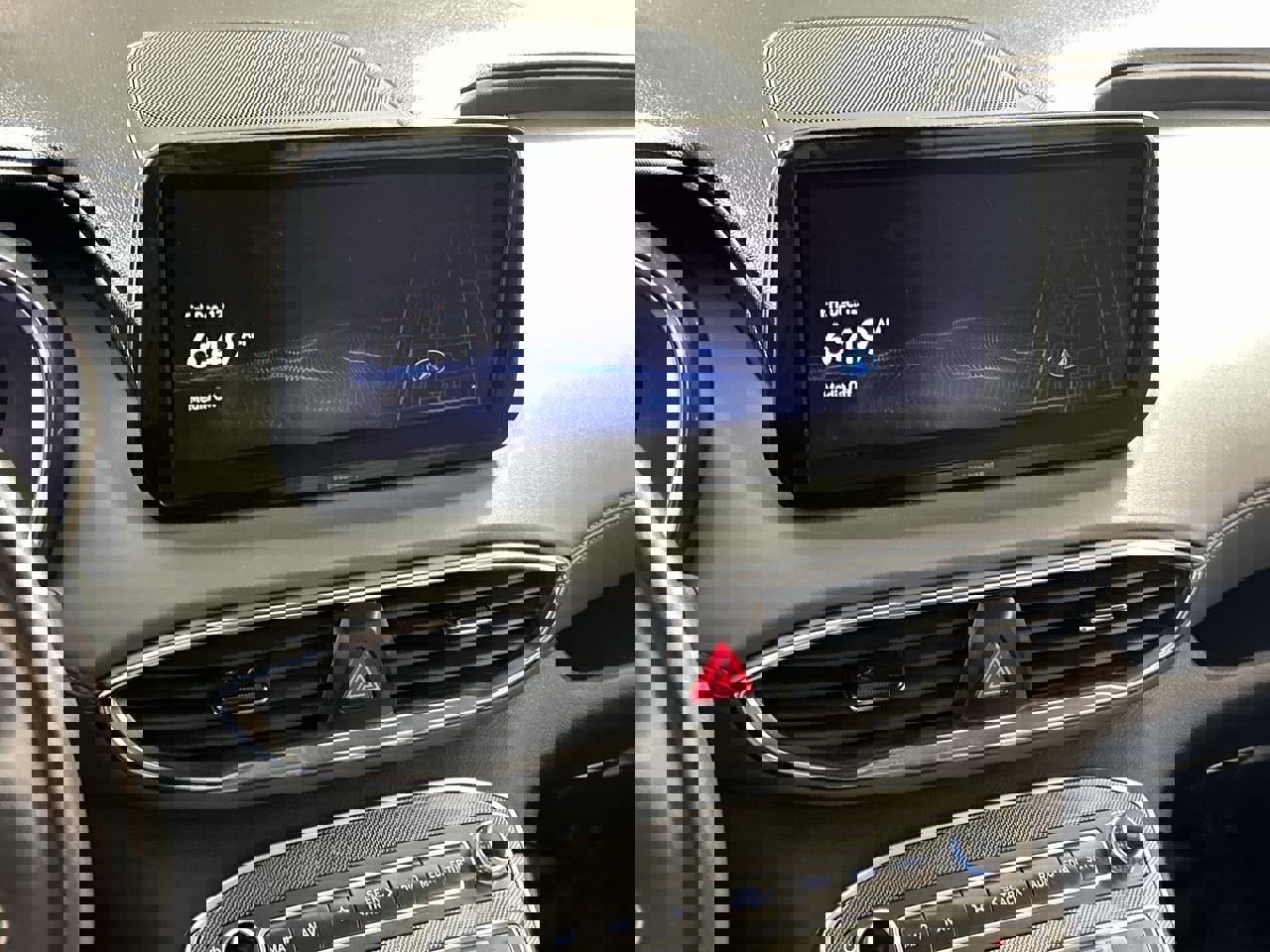 Used 2023 Hyundai Santa Fe SEL image 17