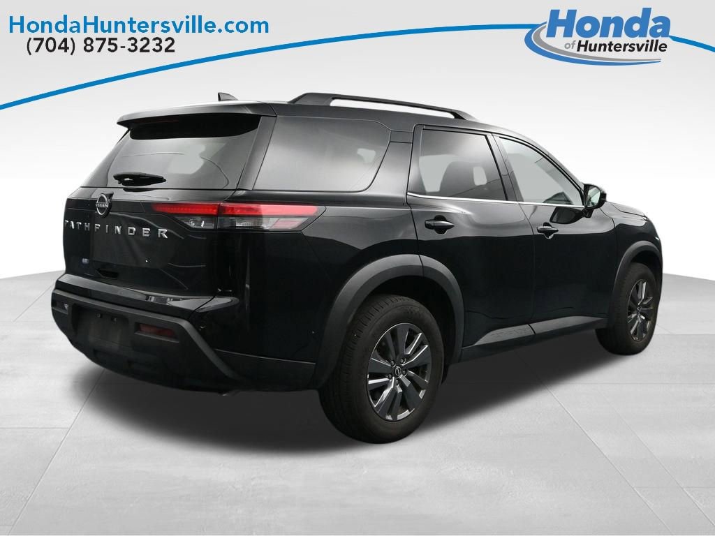 Used 2025 Nissan Pathfinder SV FWD image 8