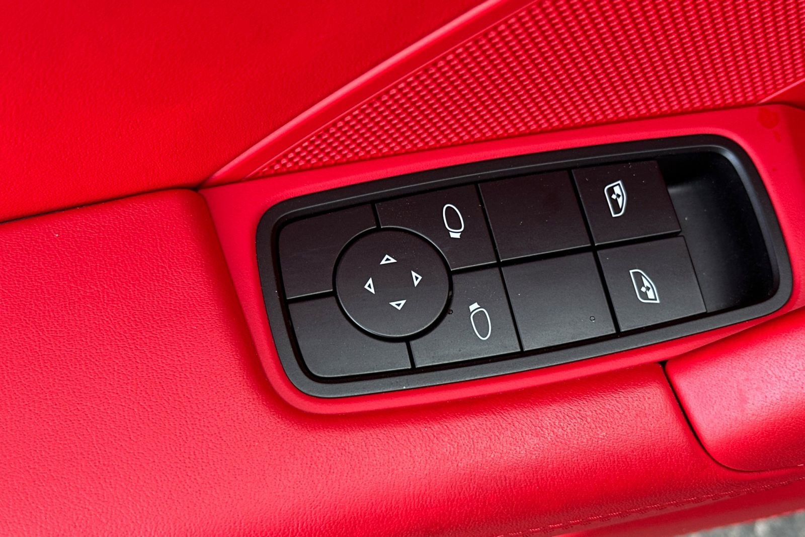 Used 2022 Porsche 911 GT3 image 13