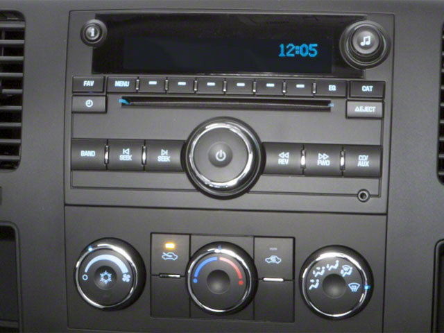 Used 2013 Chevrolet Silverado 2500 W/T AWD/4WD image 13