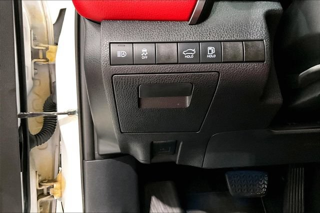 Used 2020 Toyota Camry XSE FWD image 43