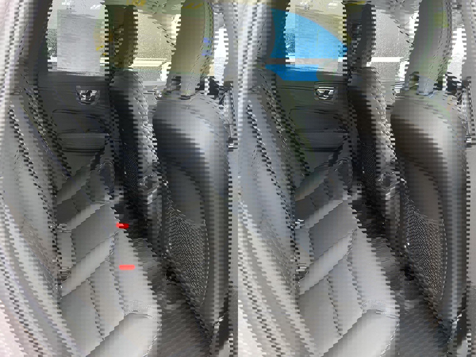 New 2026 Volvo XC60 B5 Core w/ Climate Package image 14