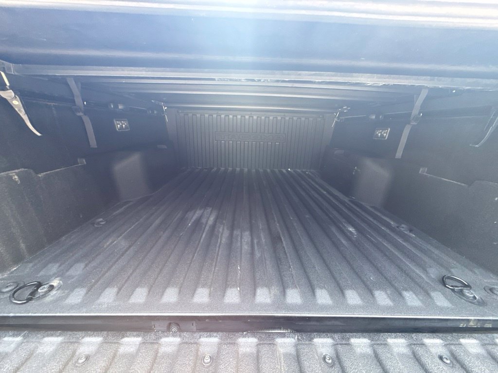 Used 2025 Toyota Tacoma TRD Sport RWD image 19