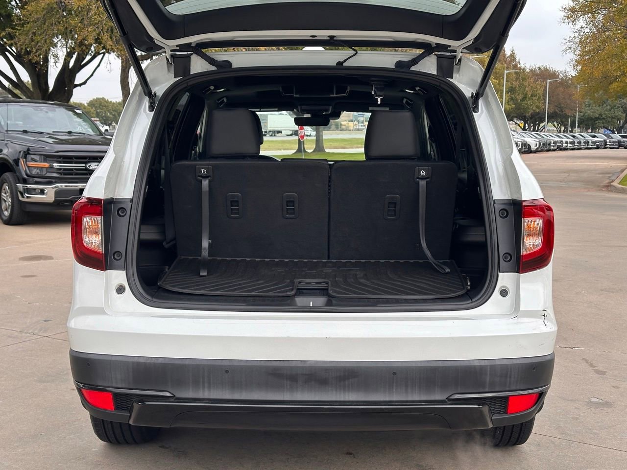 Used 2022 Honda Pilot Black Edition image 12