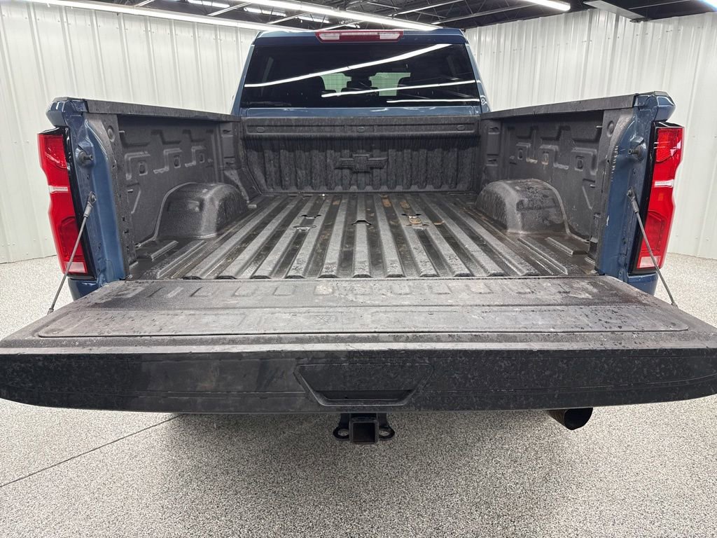Used 2026 Chevrolet Silverado 3500 LTZ AWD/4WD image 13