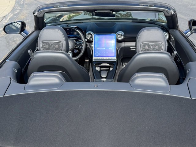 Used 2022 Mercedes-Benz SL 63 AMG 4MATIC image 17