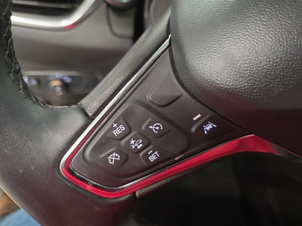 Used 2024 Chevrolet Equinox LT FWD image 24