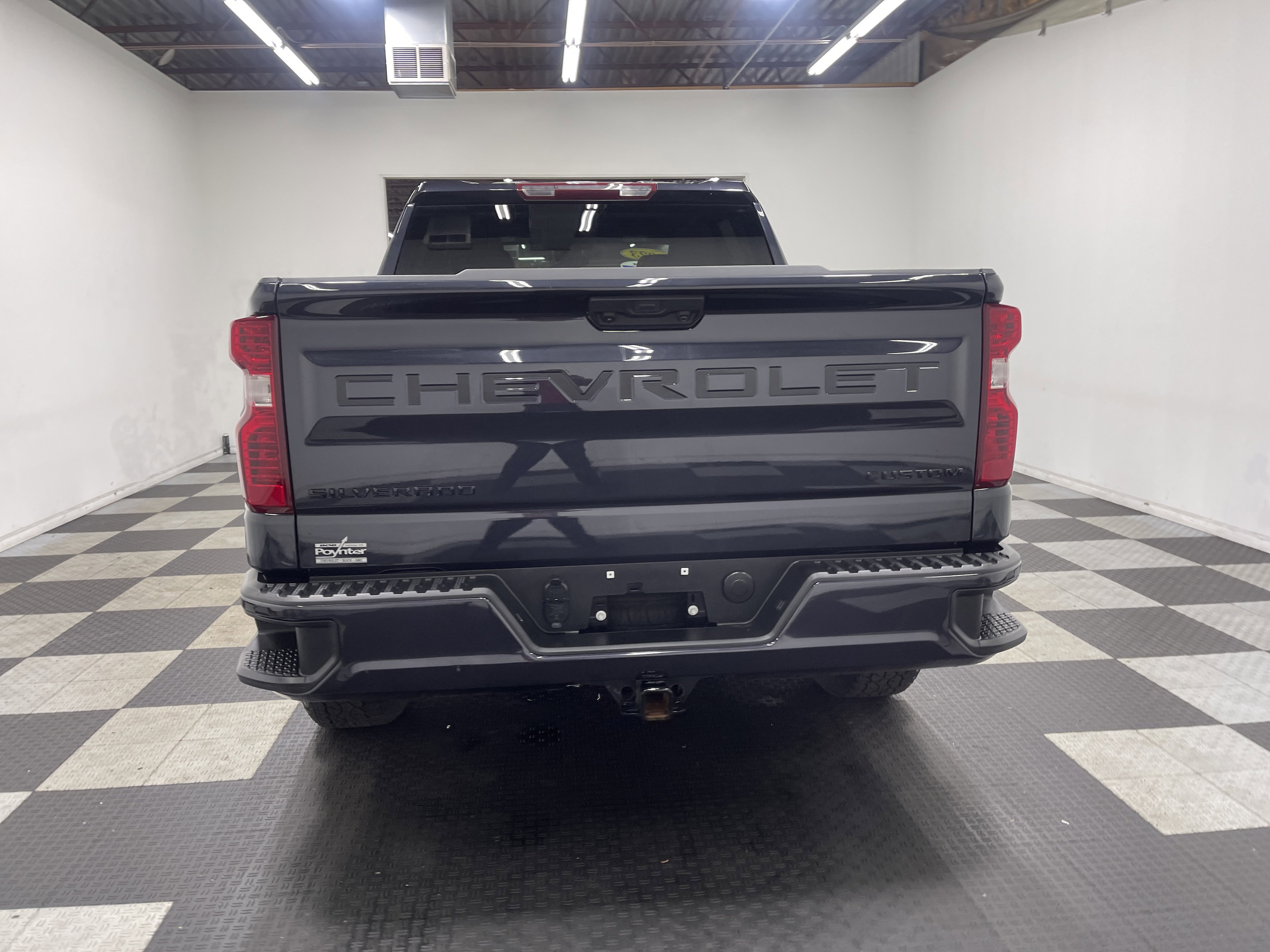 Used 2023 Chevrolet Silverado 1500 Custom w/ 2.7L Blackout Package image 3
