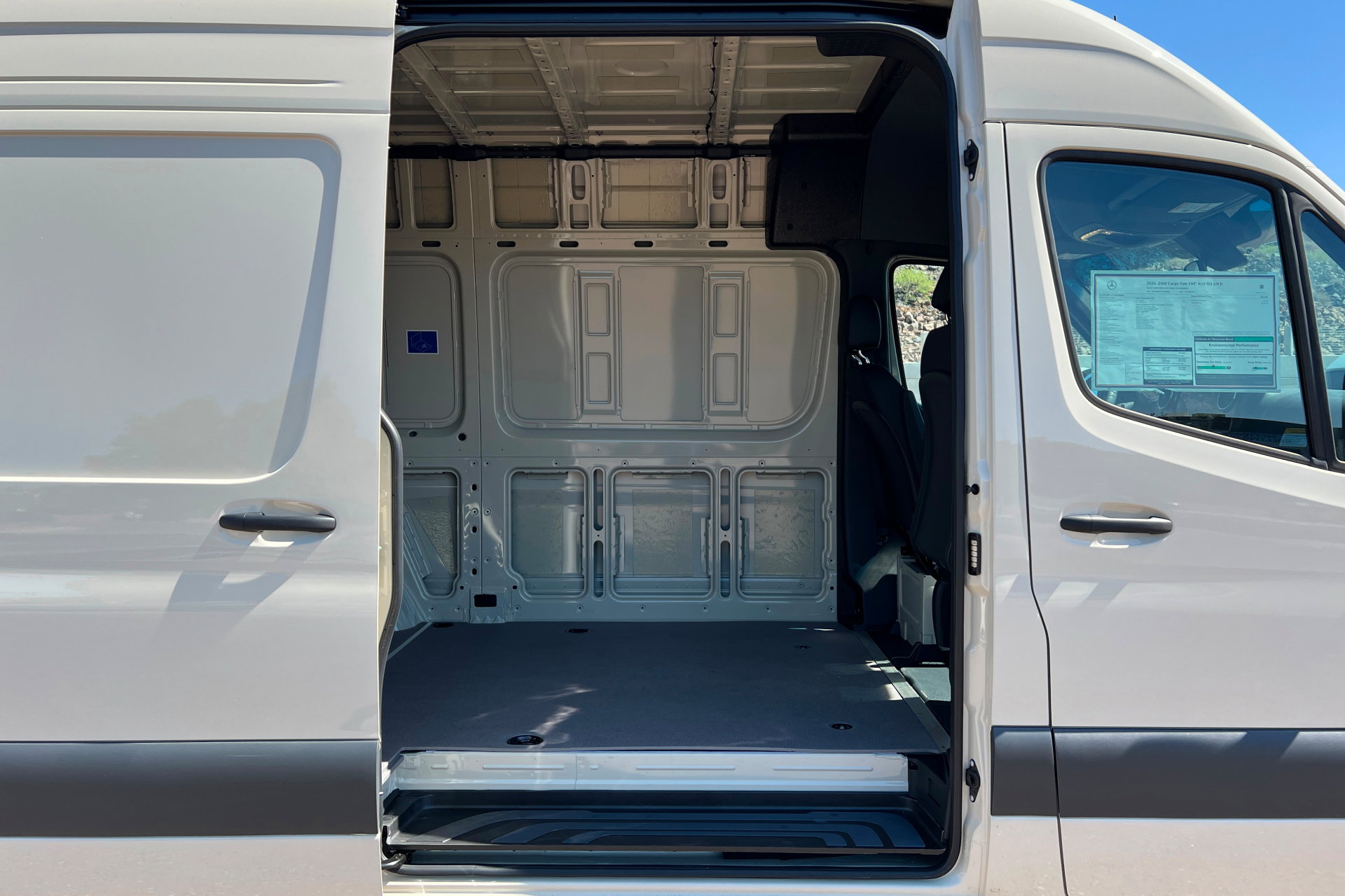 New 2026 Mercedes-Benz Sprinter 2500 image 18