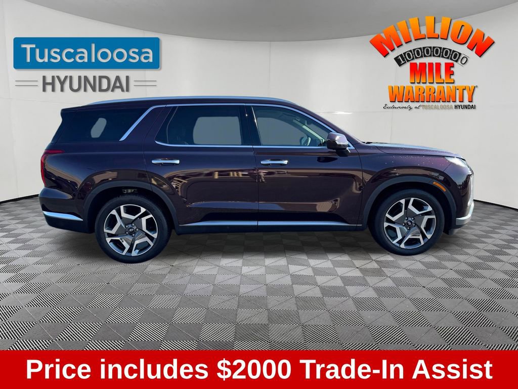Used 2024 Hyundai Palisade Limited AWD/4WD image 2
